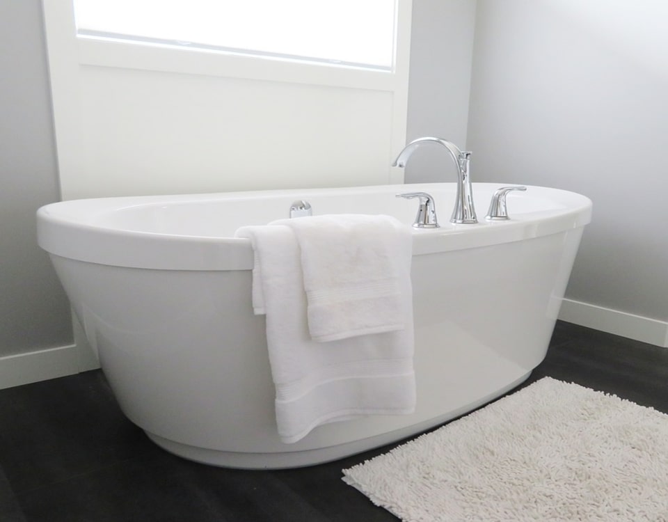 A big bath tub in a freshly renovated bathroom in Potts Point